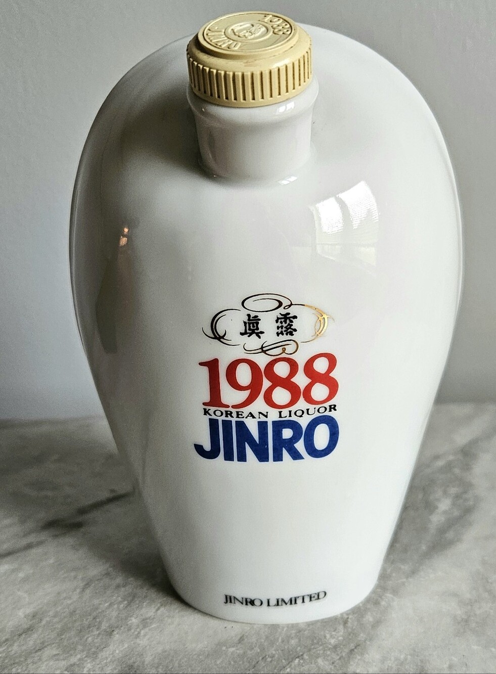 Rare 1988 Jinro Soju Seoul Olympics Ceramic Mask Decanter Bottle - Picture 3 of 15